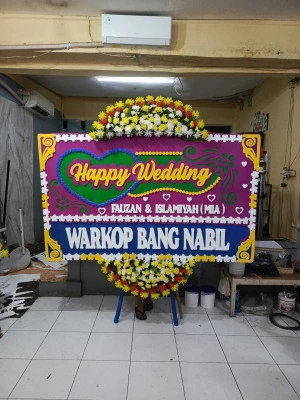 Papan Bunga di Plaza Indonesia